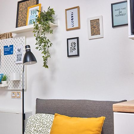 Яскраві Апартаменти √ Wi-Fi √ Кава √ 2Хв П.Олександрія Bila Cerkva Exteriér fotografie