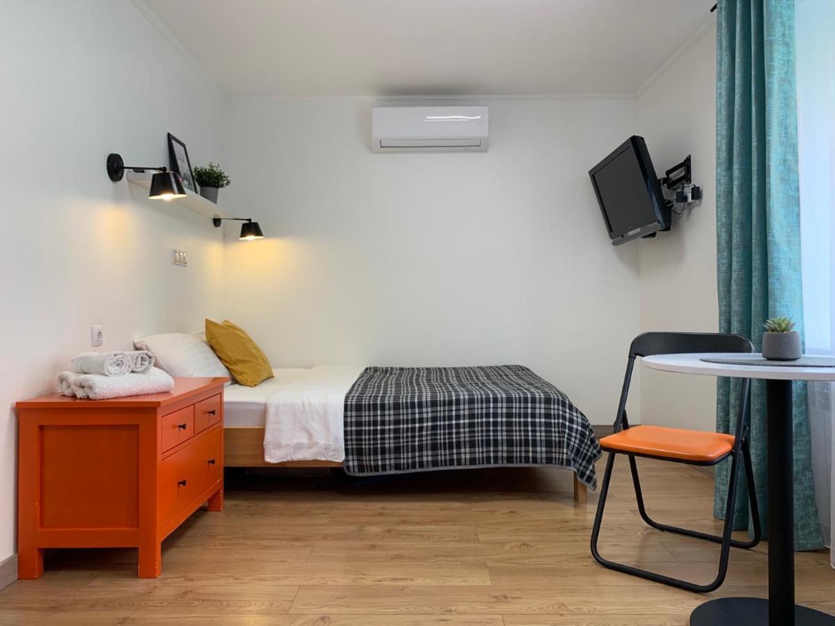 Яскраві Апартаменти √ Wi-Fi √ Кава √ 2Хв П.Олександрія Bila Cerkva Exteriér fotografie